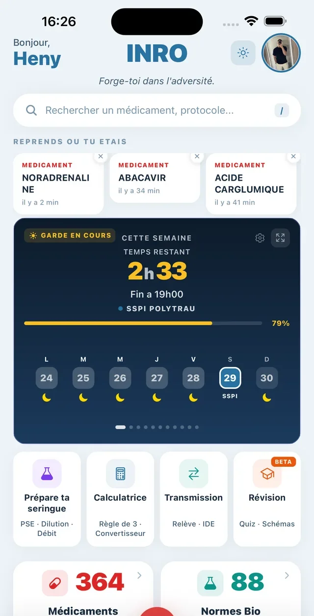 Écran d'accueil de l'application infirmier INRO : nombre de médicaments, de protocoles et de normes biologiques disponibles hors ligne